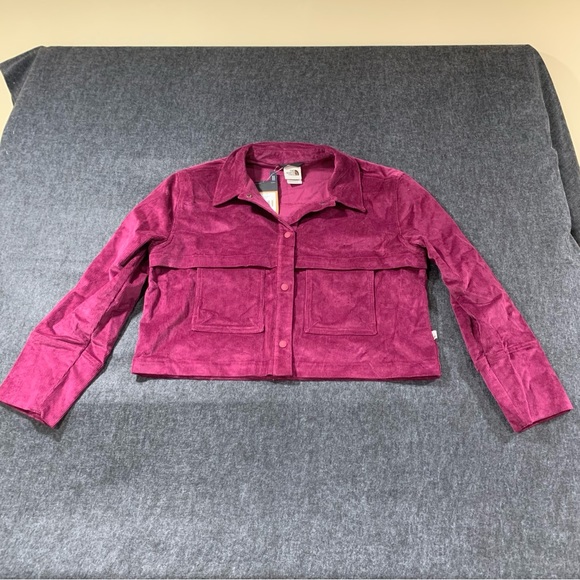 NWT The North Face Women’s Utility Cord Shacket L color Boysenberry Corduroy F11 - Picture 2 of 8